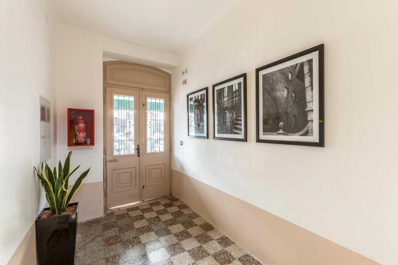 Queen Apartment Split Exterior foto